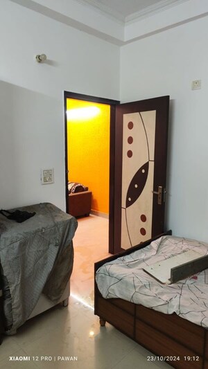 Bedroom in 2 BHK Builder Floor at Maya Homes, Indrapuram – for Rent