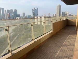 Balcony in 3 BHK Apartment at Lokhandwala Minerva Mahalaxmi, Mahalaxmi – for Sale