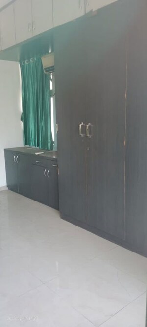 Room in 2 BHK Apartment at Aum Sai, Kharghar – for Rent