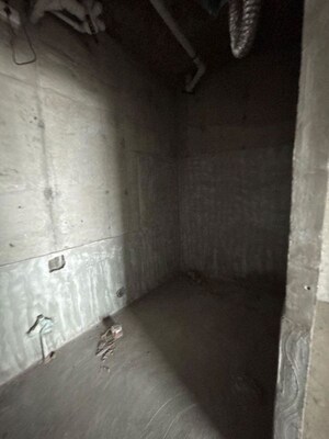 Bathroom in 3 BHK Apartment at Lokhandwala Minerva Mahalaxmi, Mahalaxmi – for Sale