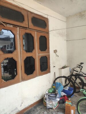 Team Area in 2 BHK Independent House at Shastri Nagar – for Sale