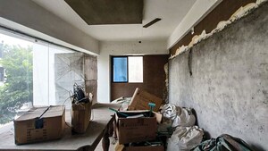  Shop For Sale in Mota Varachha