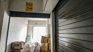 Staircase in  Shop at Mota Varachha – for Sale
