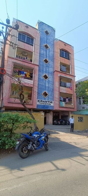  Apartment For Sale in Resapuvanipalem