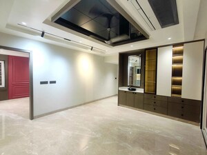 3 BHK Builder Floor For Sale in Tarakarama Nagar