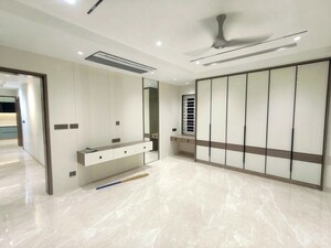 Room in 3 BHK Builder Floor at Tarakarama Nagar – for Sale