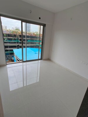 Room in 2 BHK Apartment at Avant Heritage, Jogeshwari East – for Rent