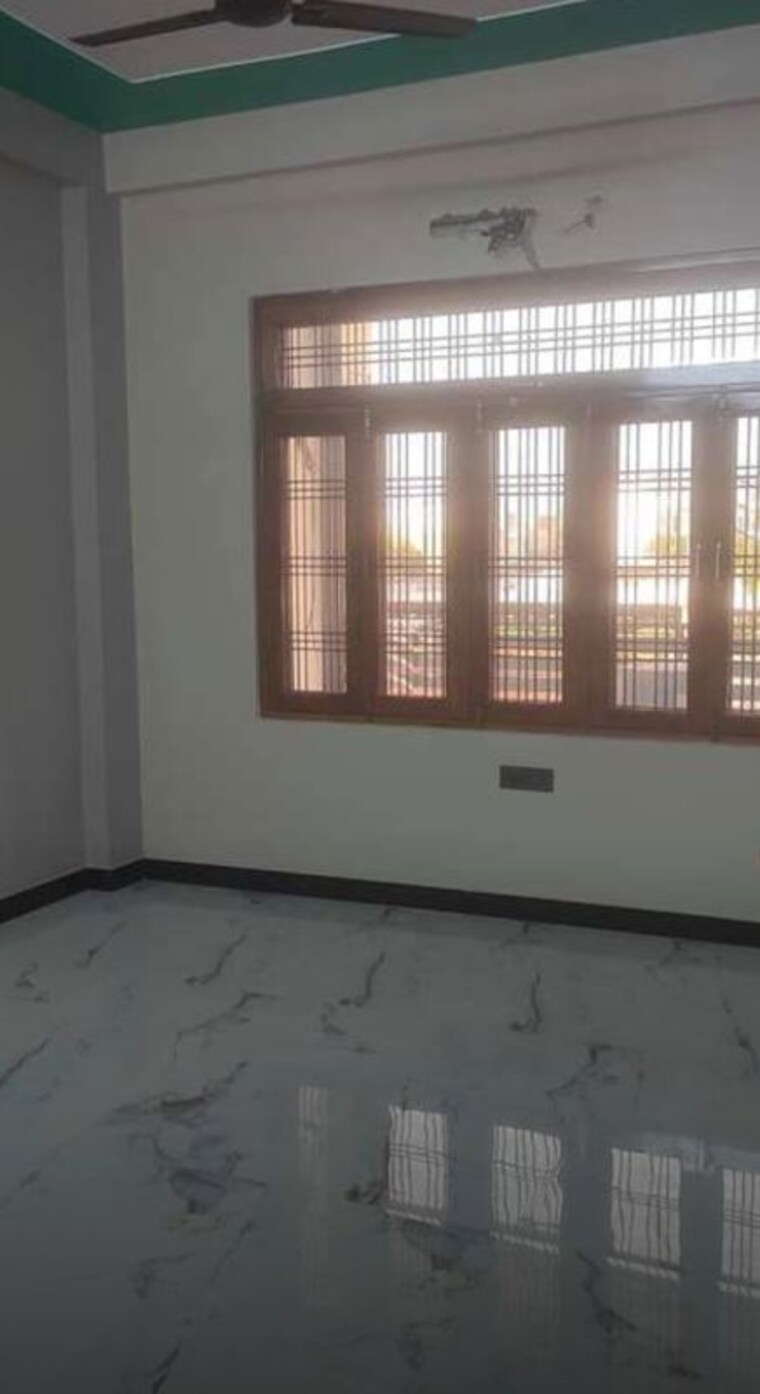 Room, indira nagar 6+ Bedroom 6000 Sq.Ft. Villa In Indira Nagar Lucknow 10585840
