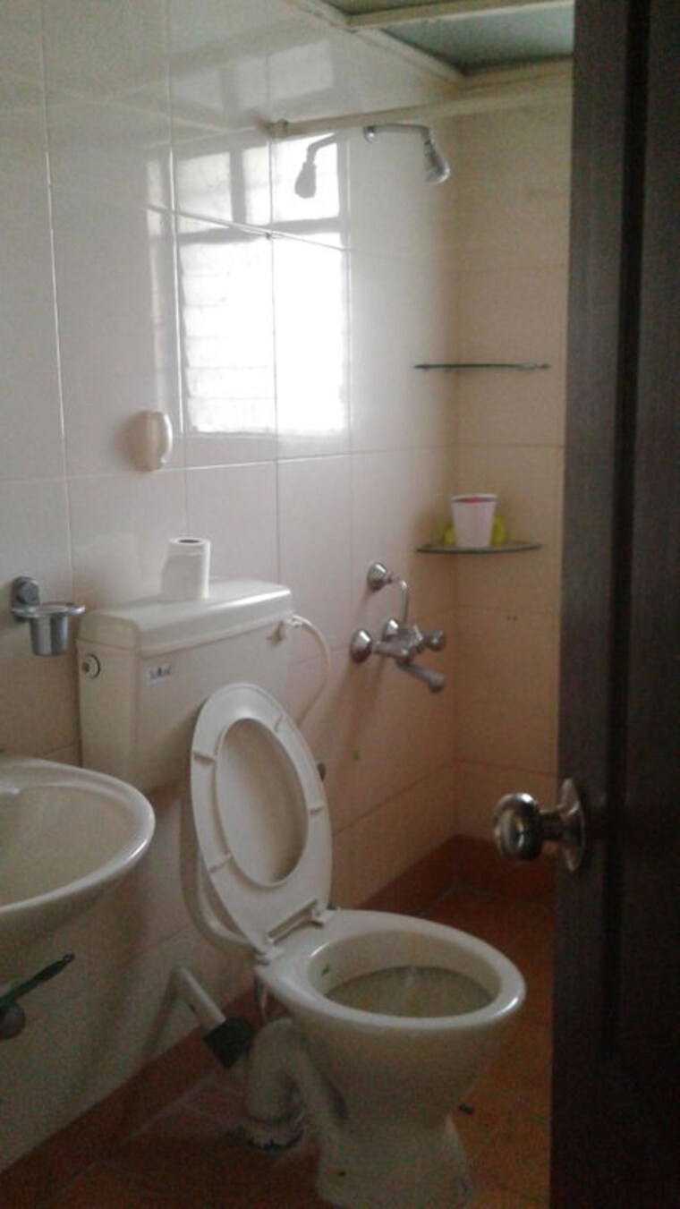 Bathroom, nyati-meadows 2 Bedroom 1280 Sq.Ft. Apartment In Wadgaon Sheri Pune 10585883