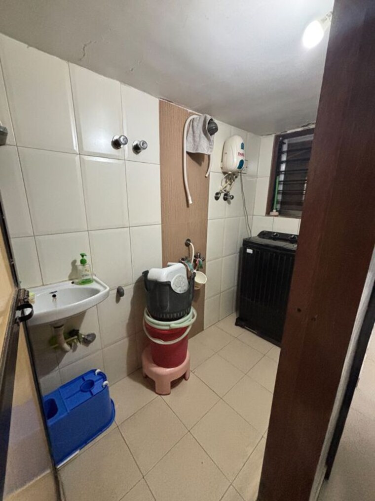 Bathroom, chheda-enclave-apartment 1 RK 400 Sq.Ft. Apartment In Virar West Palghar 10585911