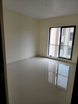 Room in 3 BHK Apartment at Supreme Belmac Residences D, Wadgaon Sheri – for Sale