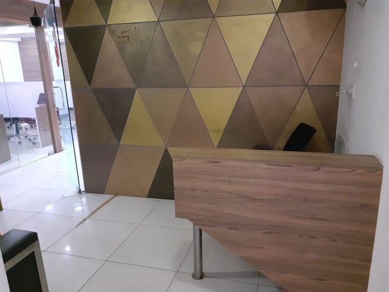 Team Area, satellite Commercial Office Space 1660 Sq.Ft. In Satellite Ahmedabad 10585884