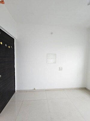 Furnished Amenities in 2 BHK Apartment at Tilak Nagar Building, Tilak Nagar – for Rent