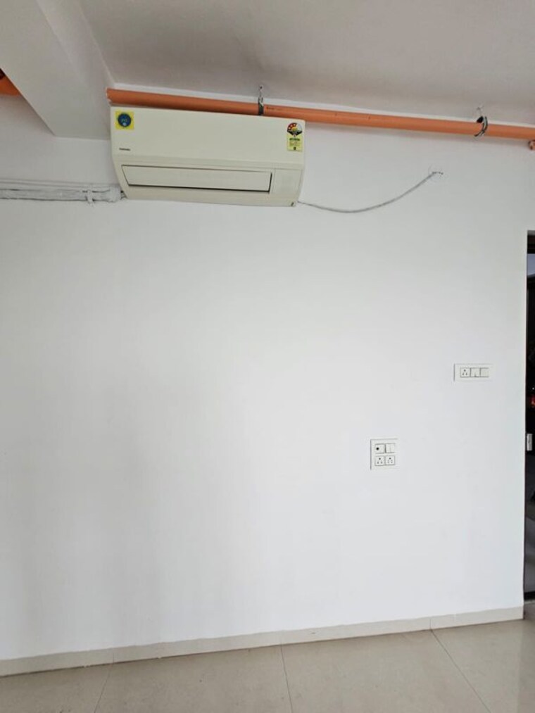 Room, tilak-nagar-building 2 Bedroom 600 Sq.Ft. Apartment In Tilak Nagar Mumbai 10586010