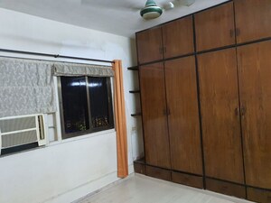 Room in 2 BHK Apartment at Tilak Nagar Building, Tilak Nagar – for Rent