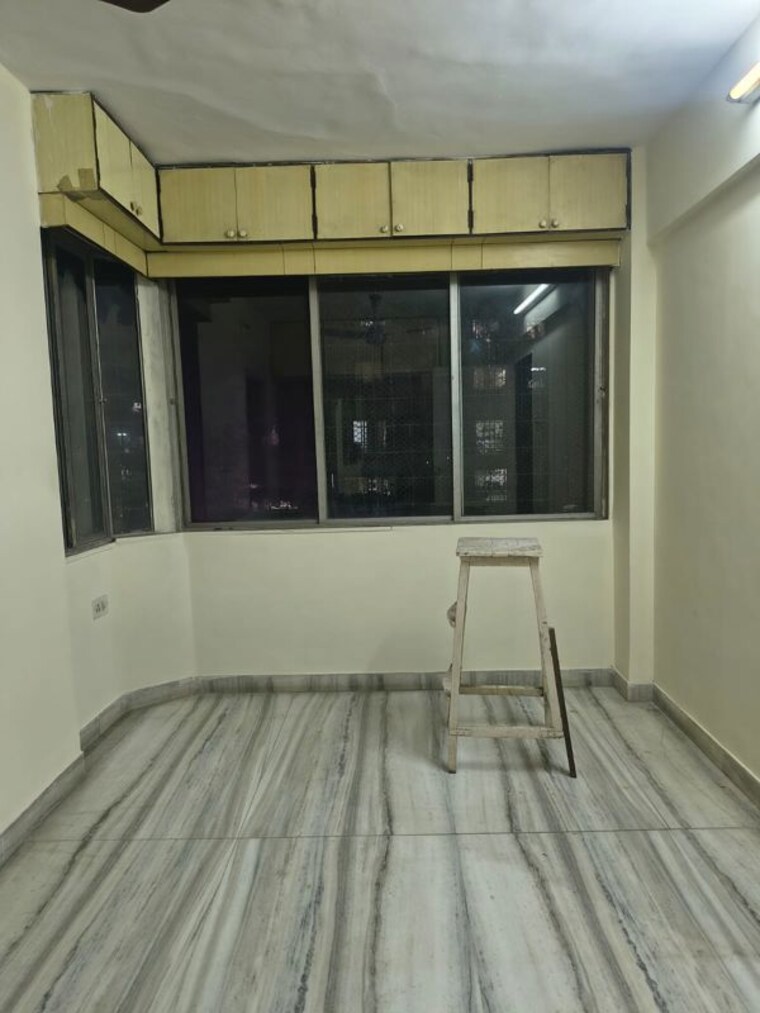 Balcony, tilak-bhavana-chs 2 Bedroom 600 Sq.Ft. Apartment In Tilak Nagar Mumbai 10586014