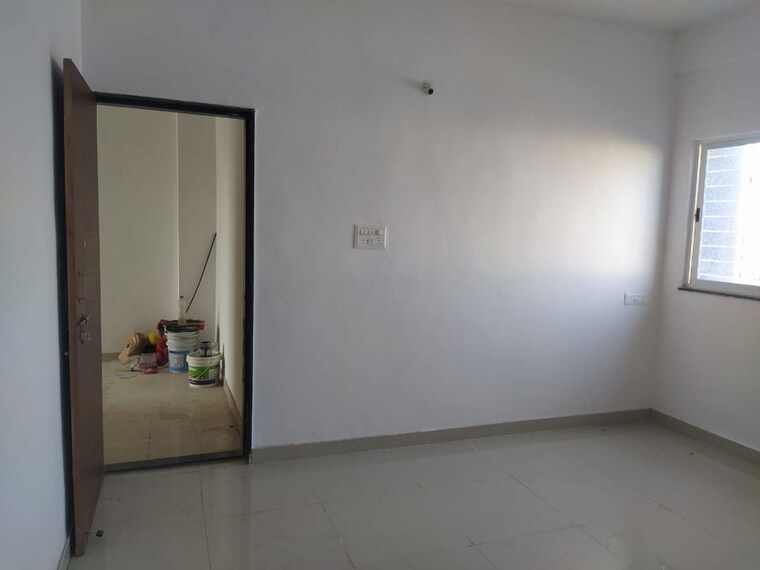 Room, shell-colony 2 Bedroom 600 Sq.Ft. Apartment In Chembur Mumbai 10586024