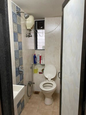 Bathroom in 1 BHK Apartment at Kedarnath CHS Khar, Khar West – for Rent