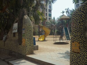 Parking in 2 BHK Apartment at Highland Residency CHSL, Balkum Pada – for Rent