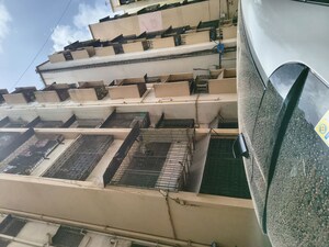 1 BHK Apartment – Exterior View View at Kurla West - for Rent