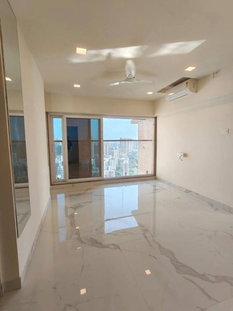 Room, transcon-triumph-tower-2 1.5 Bedroom 501 Sq.Ft. Apartment In Andheri West Mumbai 10586048
