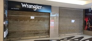  Shop For Rent in Ho Chi Minh Sarani