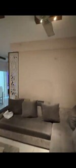 2.5 BHK + Study Room 1170 Sq.Ft. Apartment in Express Zenith