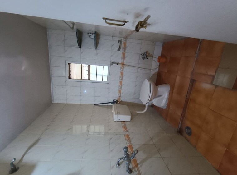 Bathroom, katraj-apartment 3 Bedroom 1600 Sq.Ft. Apartment In Katraj Pune 10586077