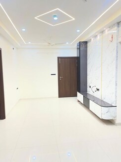 2.5 BHK Apartment For Rent in Urbanrise On Cloud 33