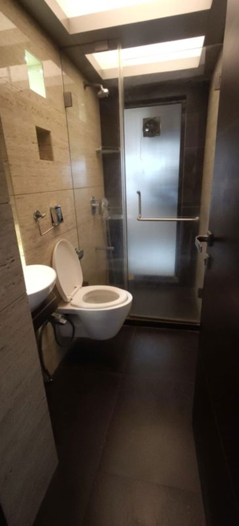Bathroom, k-rahega-palm-springs 4 Bedroom 1800 Sq.Ft. Apartment In Malad West Mumbai 10586097