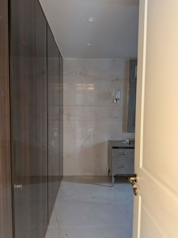 Bathroom, greater kailash i 4 Bedroom 4500 Sq.Ft. Apartment In Greater Kailash I Delhi 10586100
