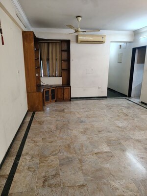 Master Bedroom in 3 BHK Apartment at Hiranandani Gardens Glen Gate, Powai – for Sale
