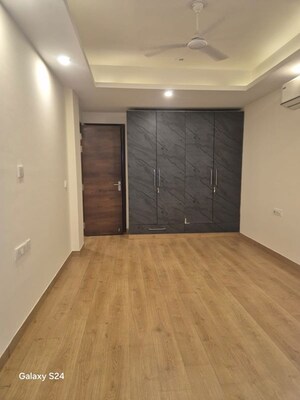 Room in 3.5 BHK Apartment at M3M 65 Avenue, Sector 65 – for Rent