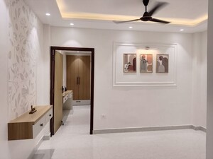 1 BHK Apartment For Rent in Khirki Extension