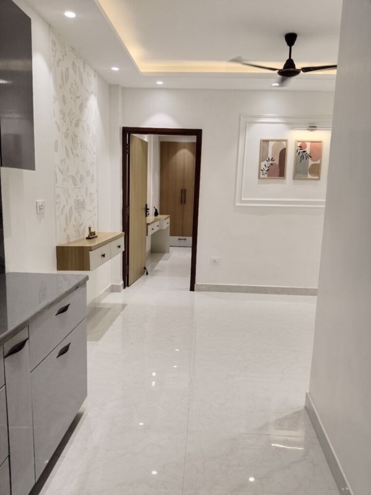 Bathroom, khirki extension 1 Bedroom 500 Sq.Ft. Apartment In Khirki Extension Delhi 10586127