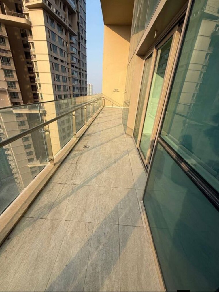 Balcony, sheth-auris-serenity-tower-2 3 Bedroom 1600 Sq.Ft. Apartment In Malad West Mumbai 10428115