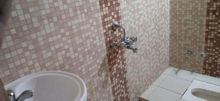 Bathroom, manish nagar 2 Bedroom 1200 Sq.Ft. Apartment In Manish Nagar Nagpur 10586138