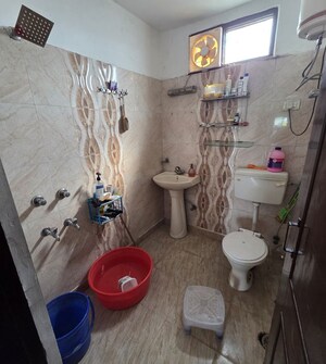 Bathroom in 1 BHK Builder Floor at Malviya Nagar – for Rent