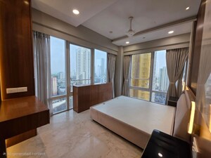 Bedroom in 4 BHK Apartment at Indiabulls Blu, Worli – for Rent