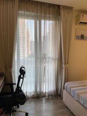Building Lobby in 3 BHK Apartment at DLF The Carlton Estate, Dlf Phase V – for Rent