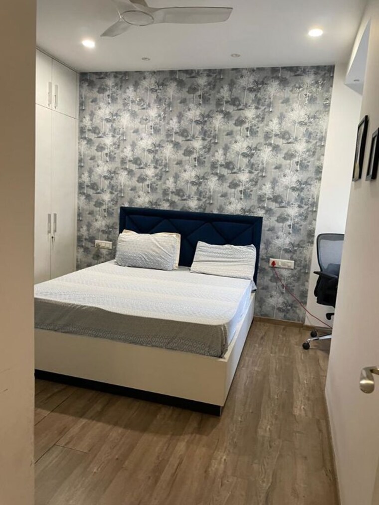 Bedroom, dlf-the-carlton-estate 3 Bedroom 1350 Sq.Ft. Apartment In Dlf Phase V Gurgaon 10586180
