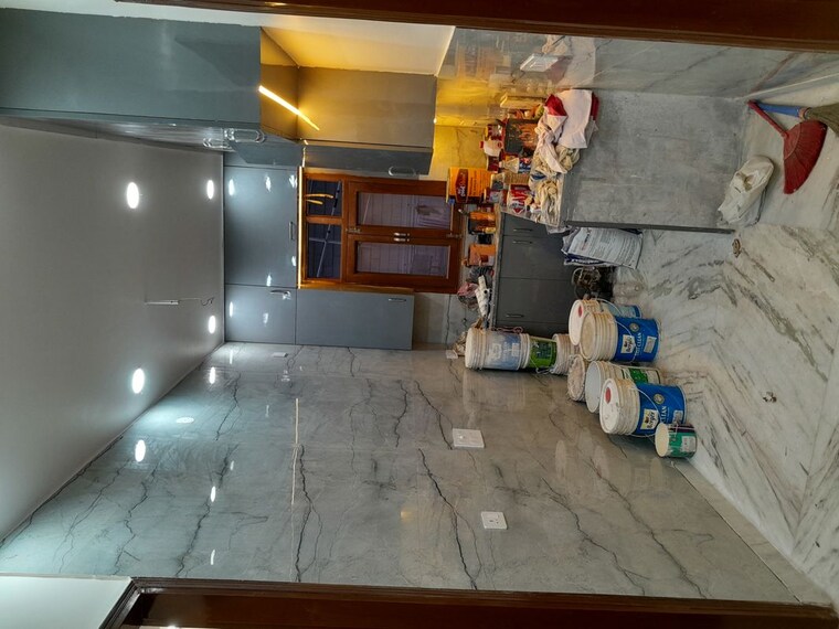Living Room, rohini sector 11 3 Bedroom 85 Sq.Yd. Builder Floor In Rohini Sector 11 Delhi 10586182
