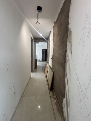 Building Lobby in 3.5 BHK Apartment at Shalimar Belvedere Court, Gomti Nagar – for Rent