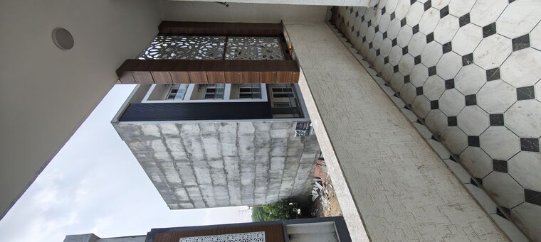 Kitchen, sector 70 3 Bedroom 155 Sq.Yd. Builder Floor In Sector 70 Gurgaon 10586196