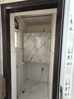 Bathroom in 3.5 BHK Apartment at BBD Green City, Gomti Nagar – for Rent