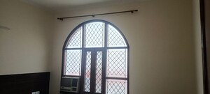 Furnished Amenities in 2 BHK Villa at Sector 40 – for Rent