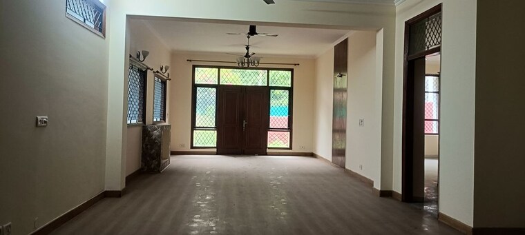 Room, sector 40 2 Bedroom 162 Sq.Mt. Villa In Sector 40 Noida 10586227