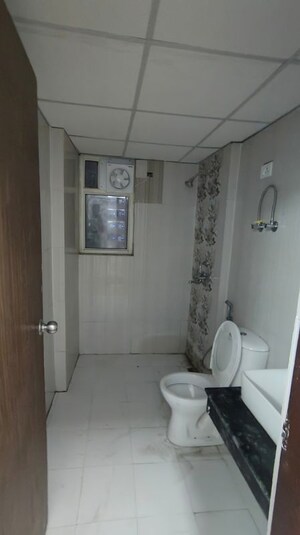 Bathroom in 2 BHK Apartment at AVS Orchard, Sector 77 – for Rent