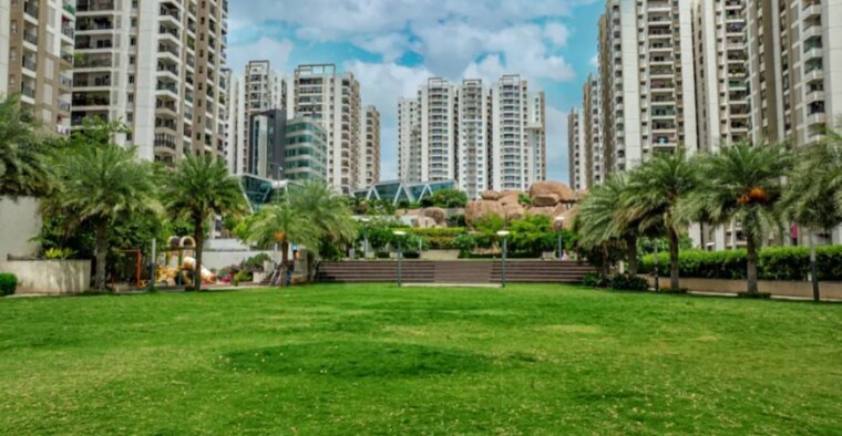 Exterior View, cybercity-rainbow-vistas-rock-gardens 3 Bedroom 1580 Sq.Ft. Apartment In Hi Tech City Hyderabad 10489579