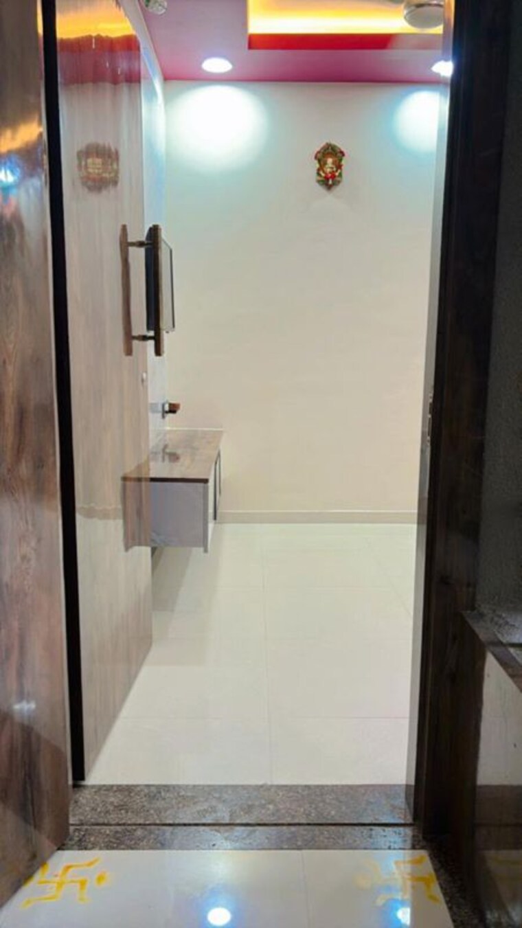 Bathroom, metro-the-curve 2 Bedroom 604 Sq.Ft. Apartment In Malad West Mumbai 10586252